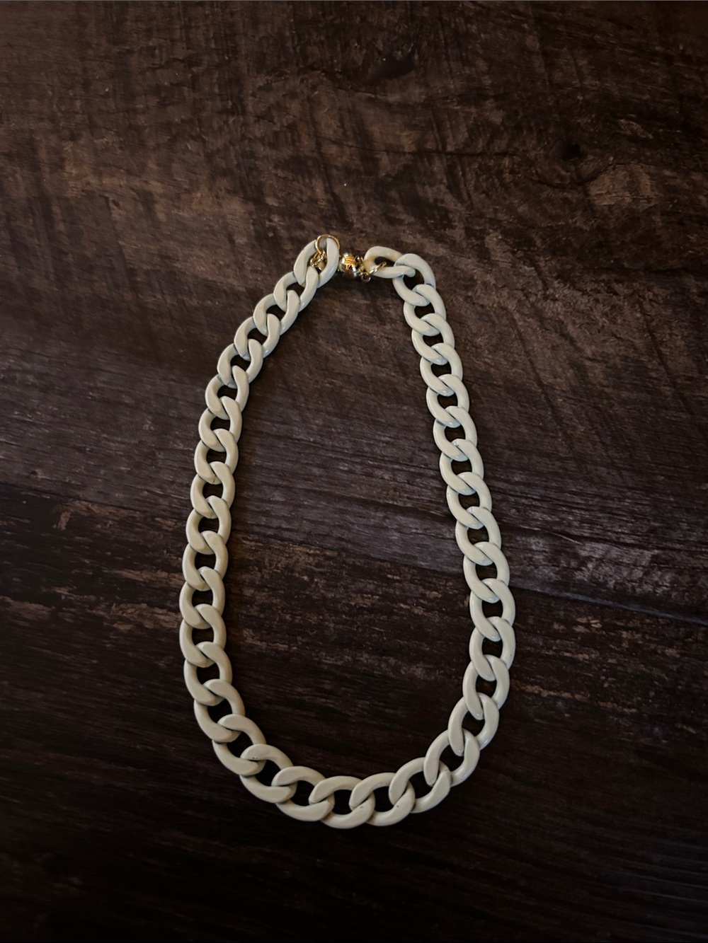 By Alexa Rae Shakira Cream Link Necklace with magnetic Gold Clasp